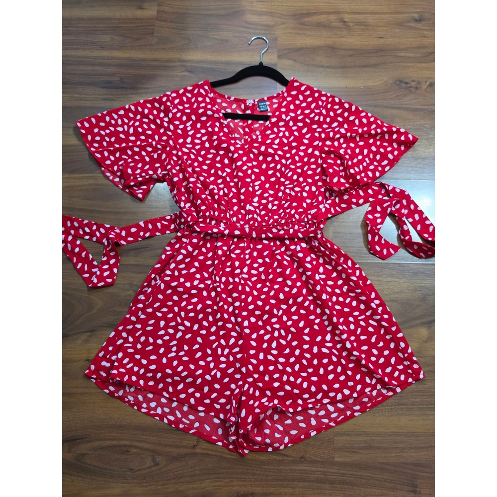NWT SHEIN Romper Size M Red White Dalmatian Print Flutter Sleeve Belted V-Neck